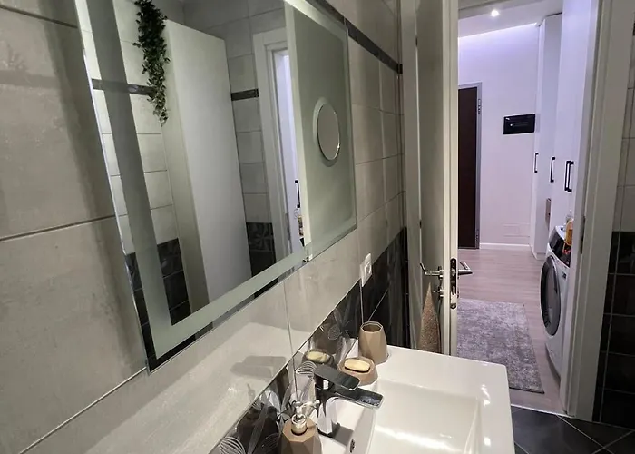 Glenis Vollga Appartement Durrës