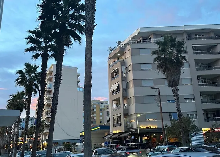 Glenis Vollga Apartament Durrës